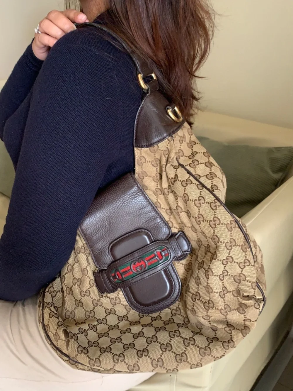 GUCCI Beige/Ebony GG Canvas Dressage Hobo Bag